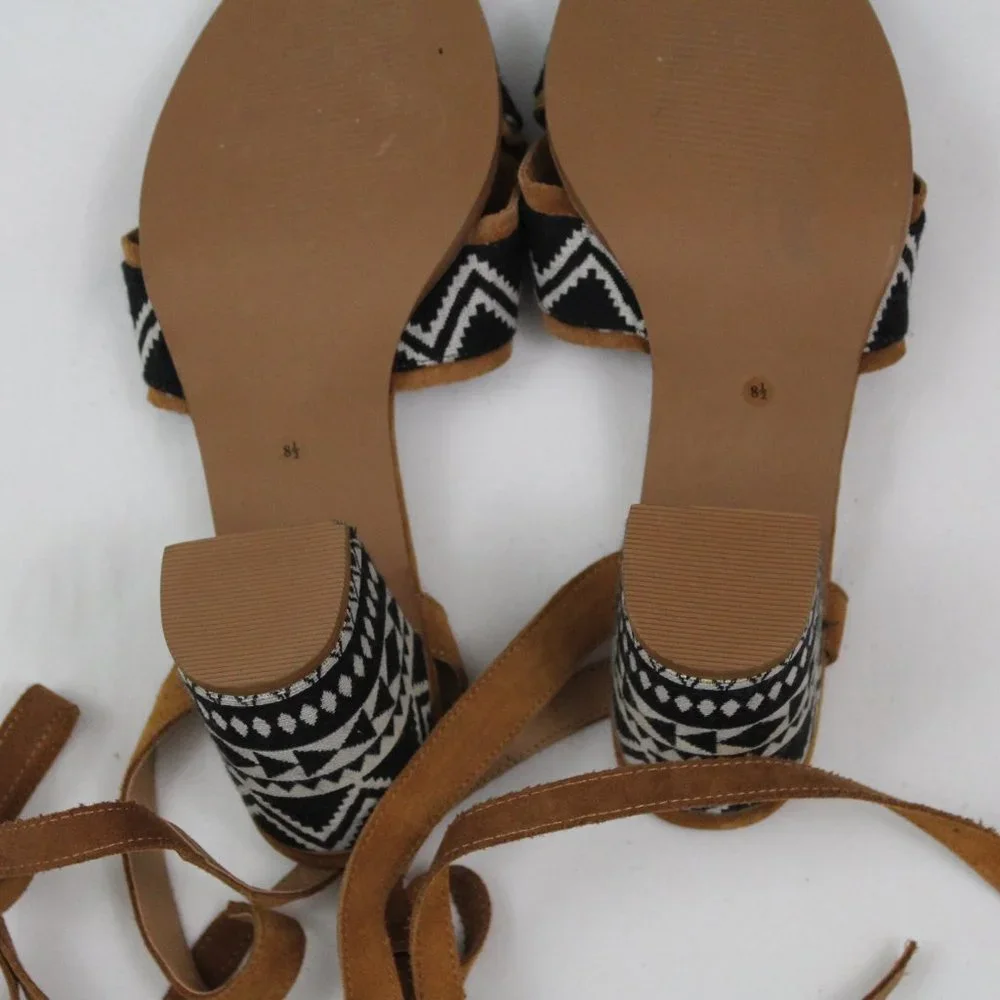 Bettye Muller Tan & Black Tie Up Sandals Shoes - Picture 16 of 16